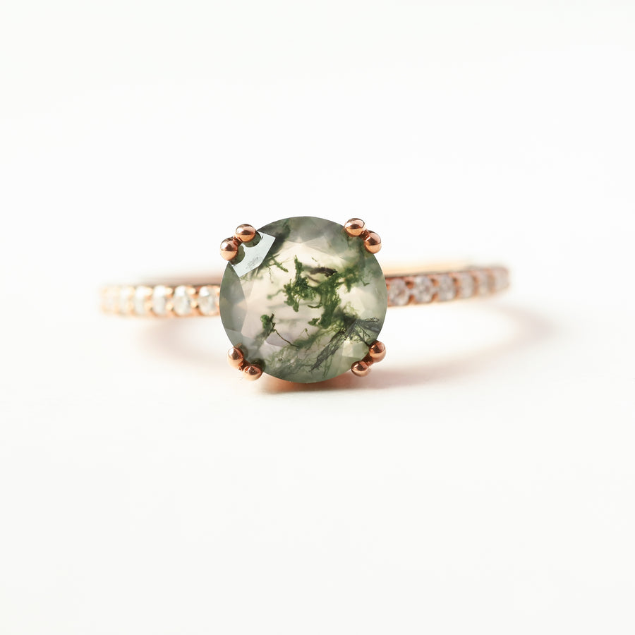Corinne Moss Agate Solitaire Ring