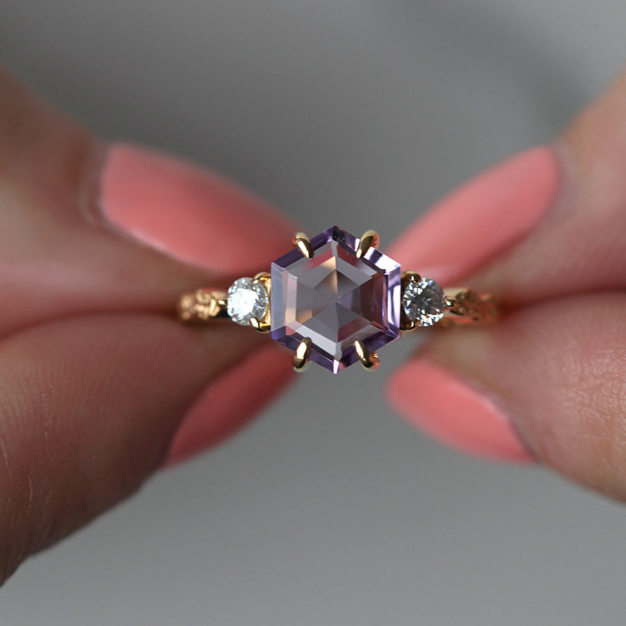 Vista Hexagon Amethyst Ring with Leaves Band