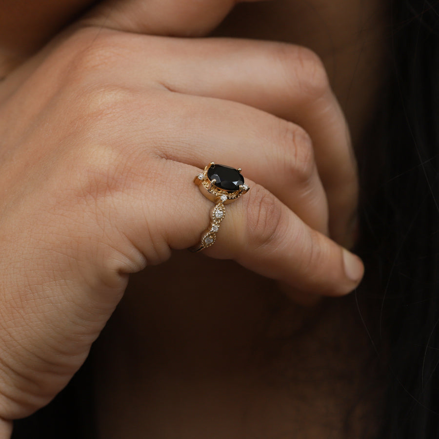 Amelia Oval Vintage Inspired Black Spinel Ring With Side Moissanite