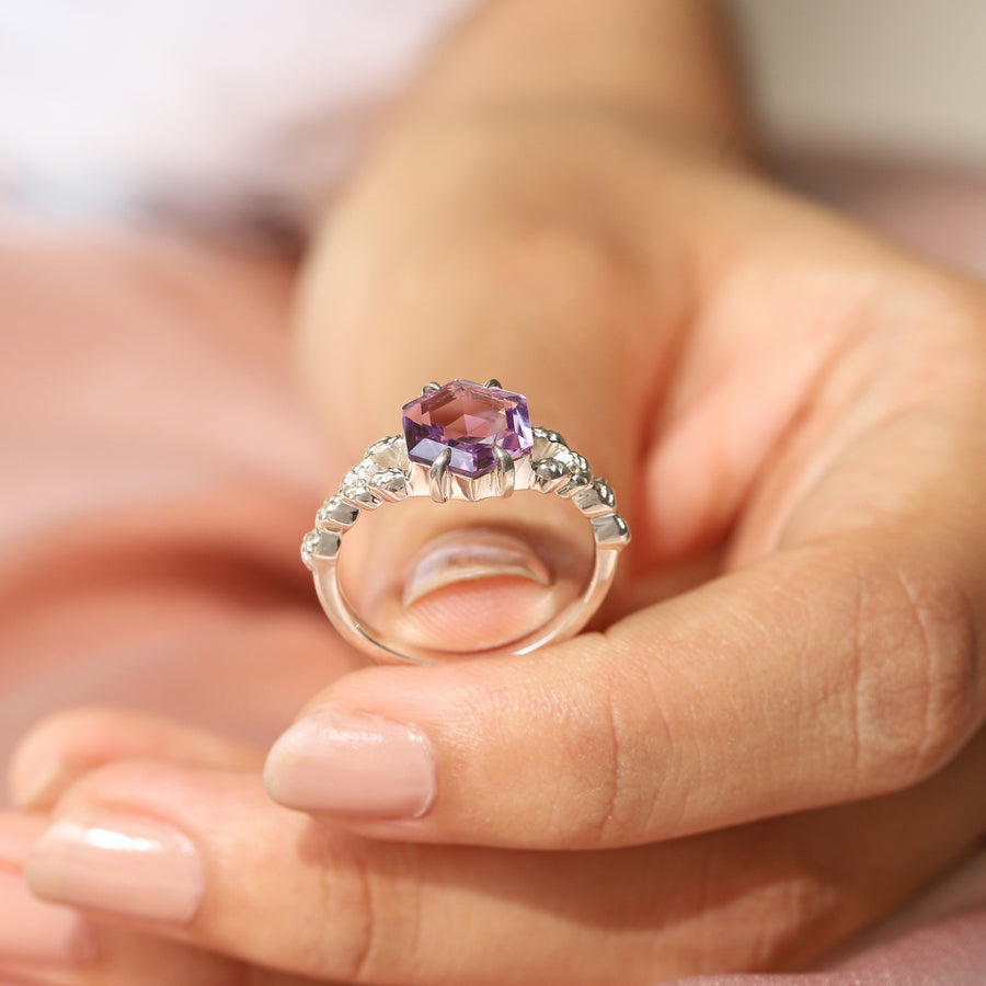 Gaia Hexagon Amethyst Ring with Leaves Band