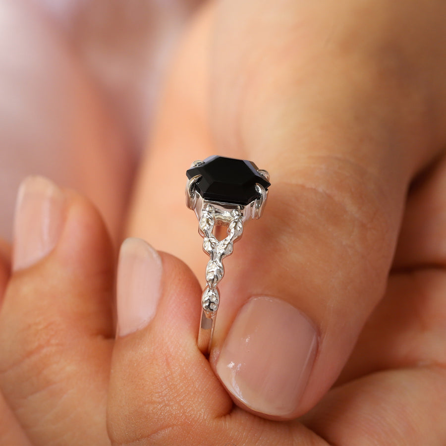 Gaia Hexagon Black Spinel Ring with Leaves Band