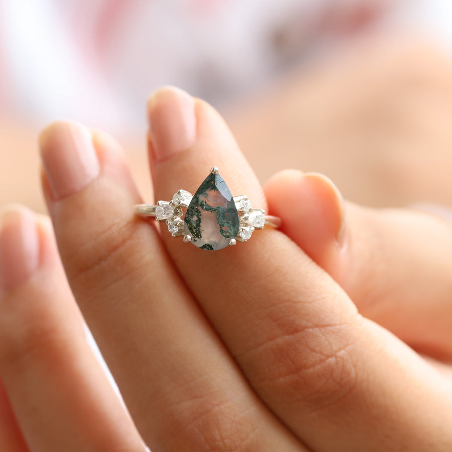 Aretha Pear Moss agate Ring with Round Moissanite