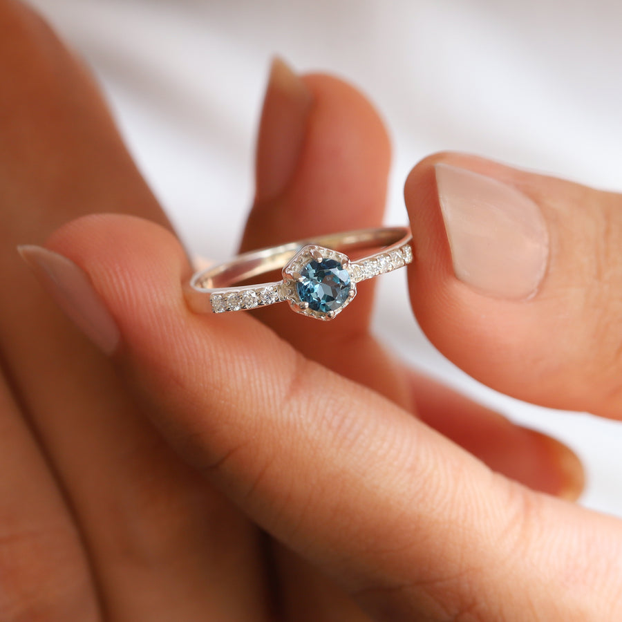 Bella Round London Blue Topaz Ring with side Moissanite