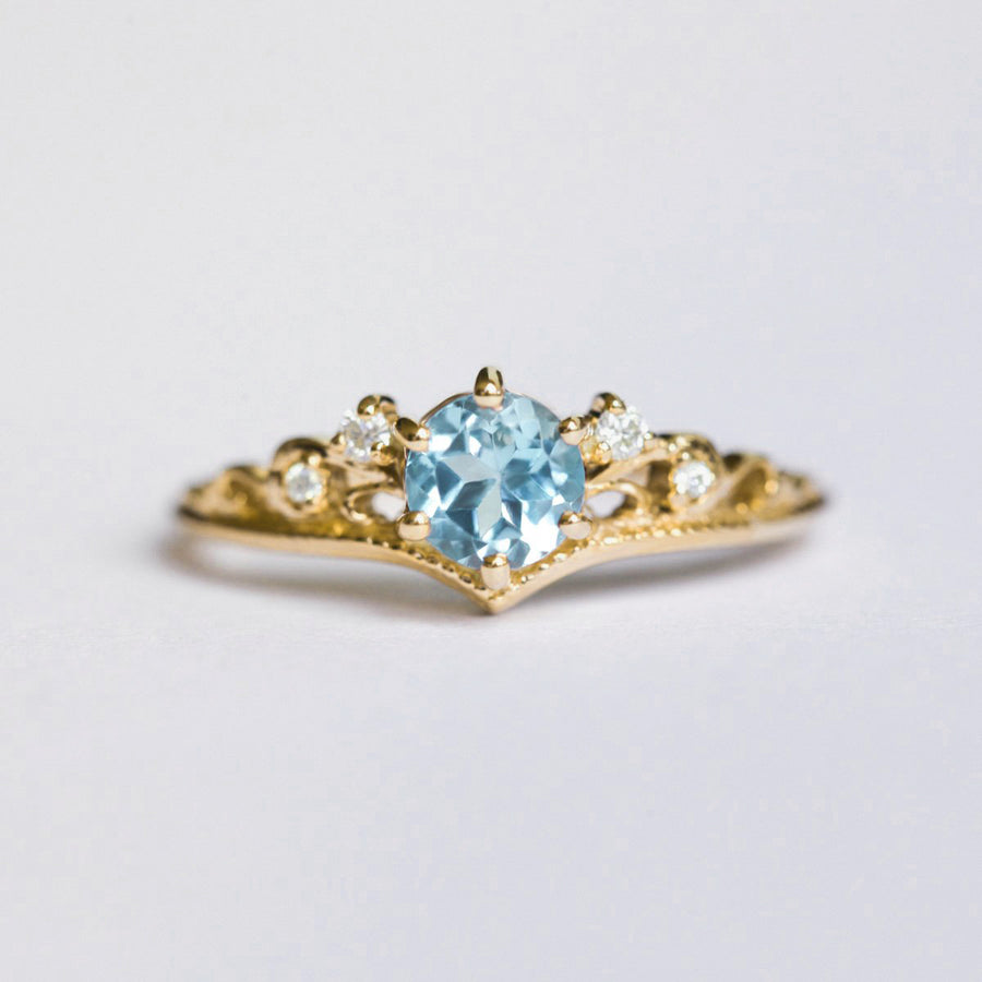 Lorna Vintage Solitaire ring with Swiss Blue Topaz