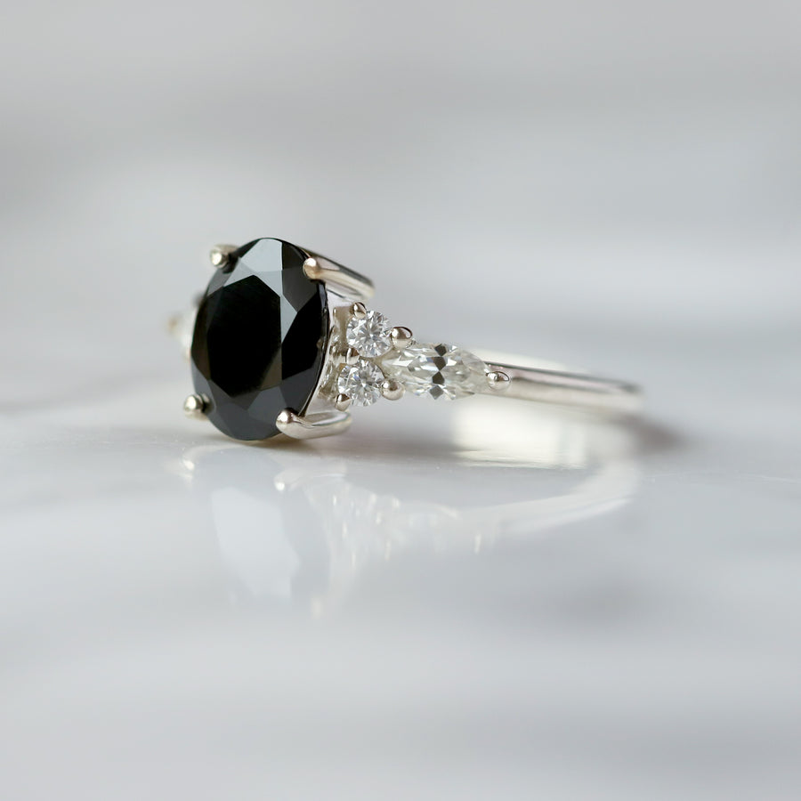 Lauryn Black Spinel Ring with side Moissanite