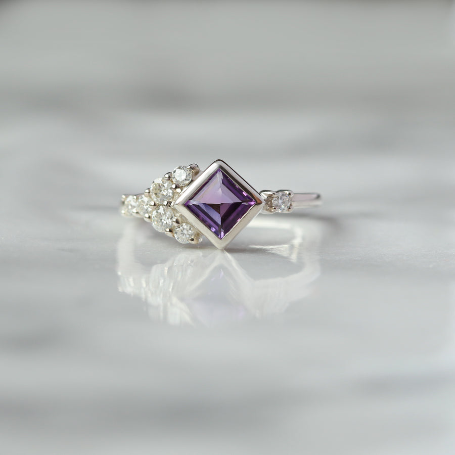 Isla Amethyst Square Ring with side Moissanite