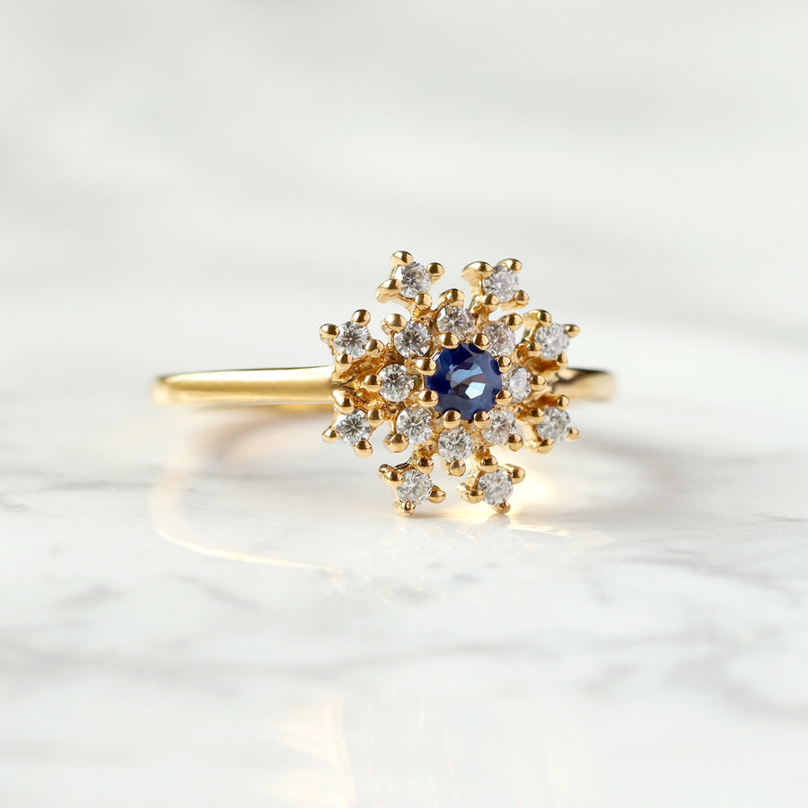 Clare Kyanite Ring with side Moissanite