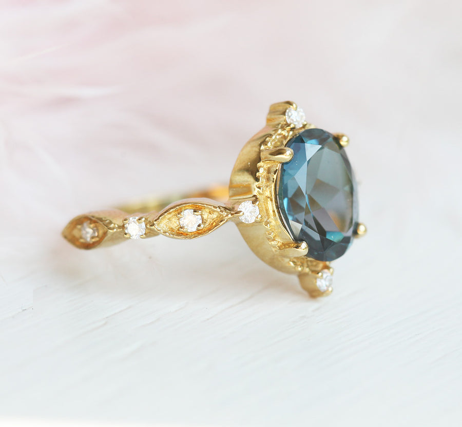 Amelia Oval Vintage Inspired Lab Alexandrite Ring