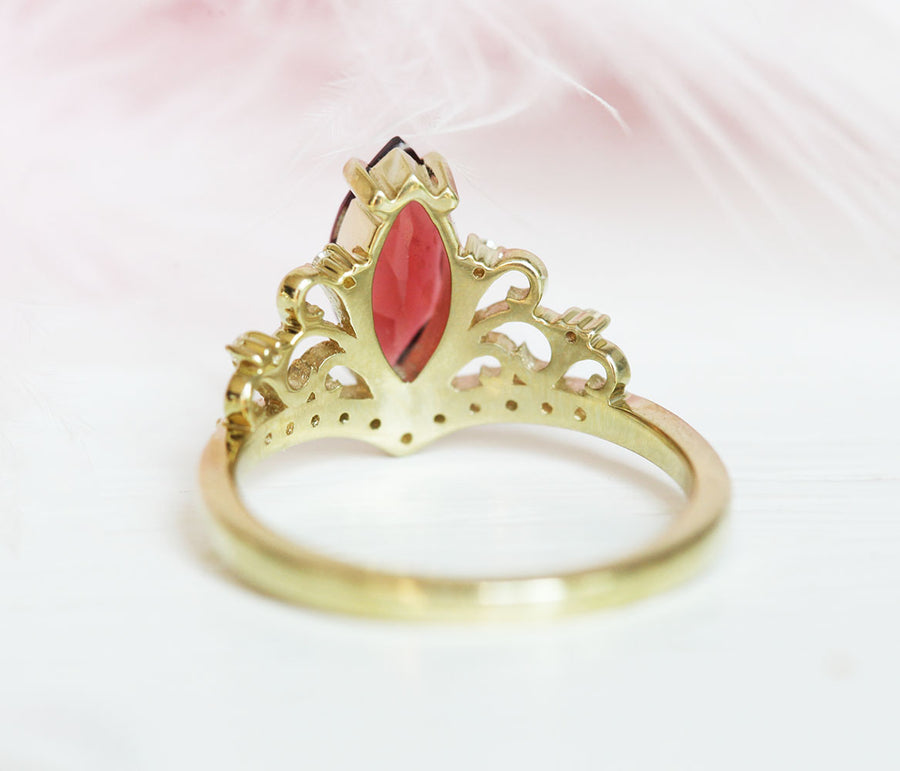 Daria Vintage Marquise Garnet Ring