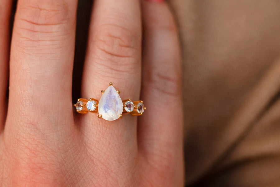 Apollonia Pear Moonstone Ring with Round Moonstones