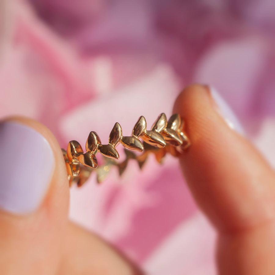Lilah Leaf Double Band Ring