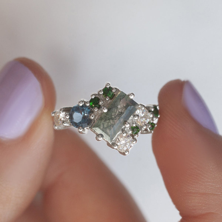 Bianca Baguette Cluster ring with Moss Agate