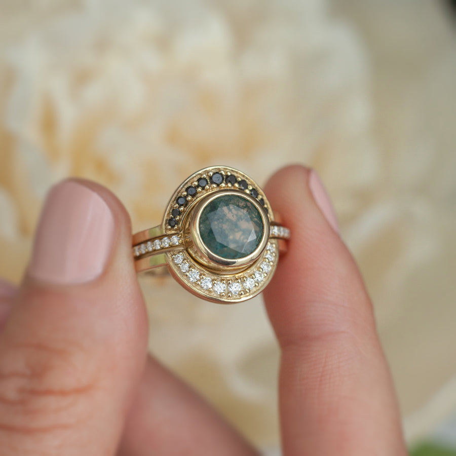 Sun Eclipse ring set with Moss Agate