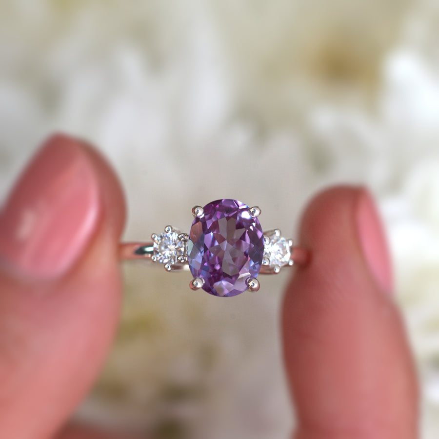 Khloe Oval Amethyst Ring with side Moissanite